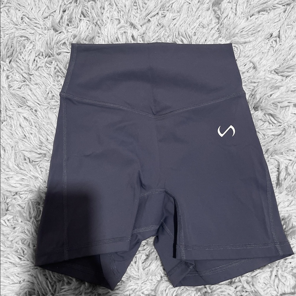 Tempo high waisted shorts (tlfapparel)